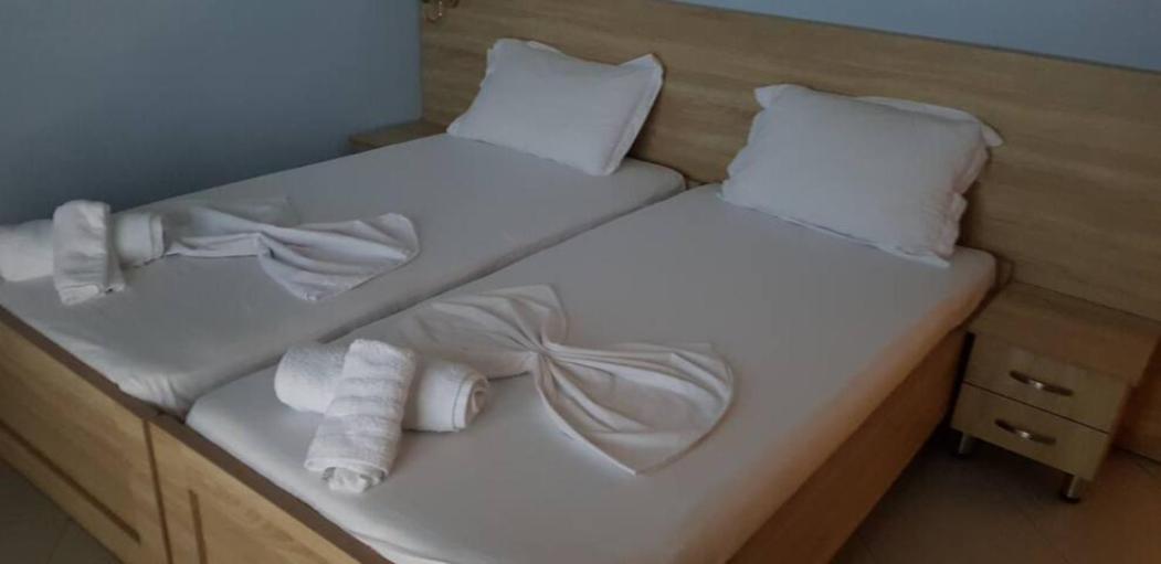 Vasili Sunstay Apartments Sarandë Esterno foto