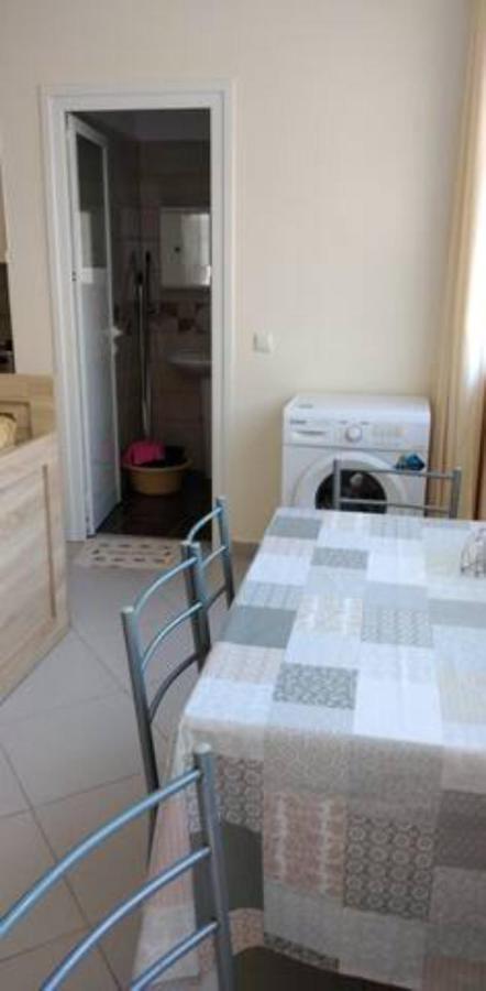Vasili Sunstay Apartments Sarandë Esterno foto