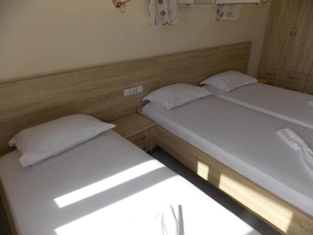 Vasili Sunstay Apartments Sarandë Esterno foto