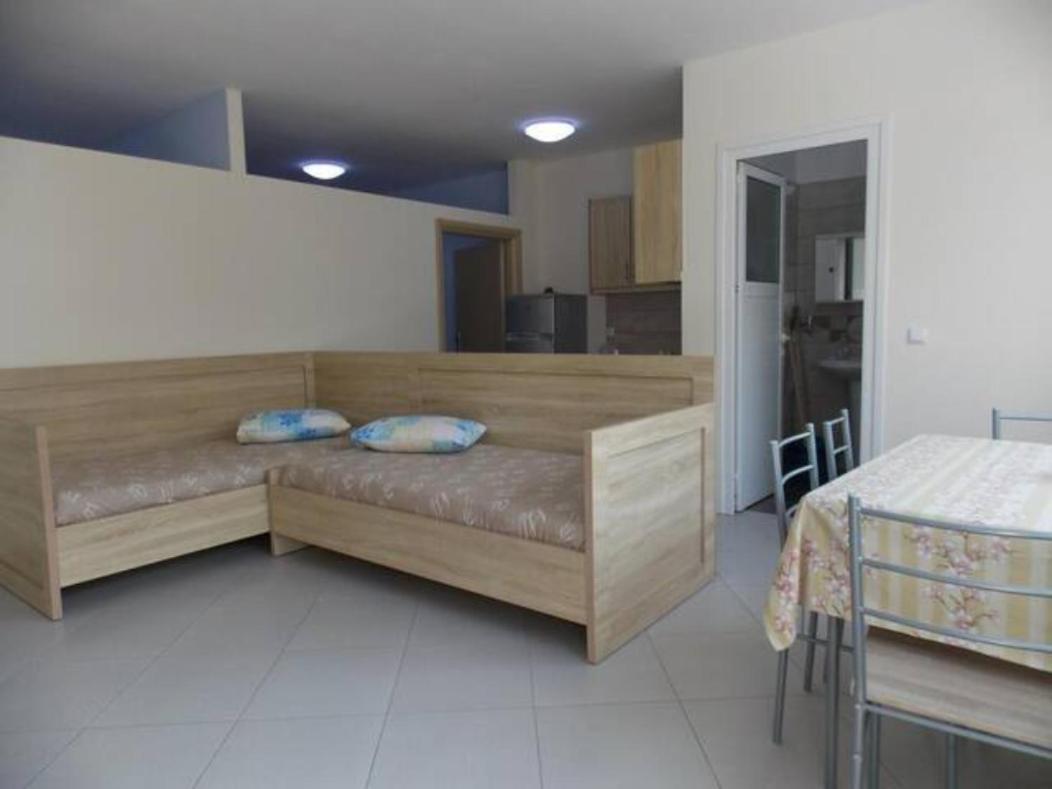 Vasili Sunstay Apartments Sarandë Esterno foto