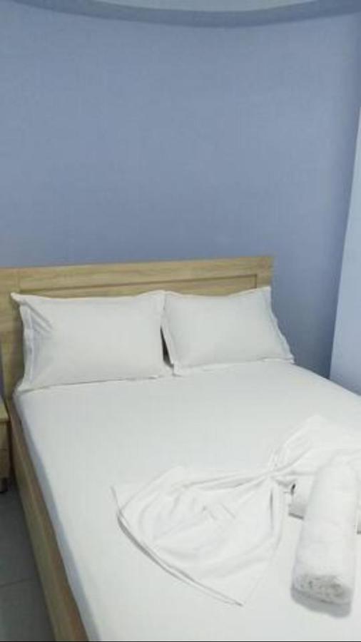 Vasili Sunstay Apartments Sarandë Esterno foto