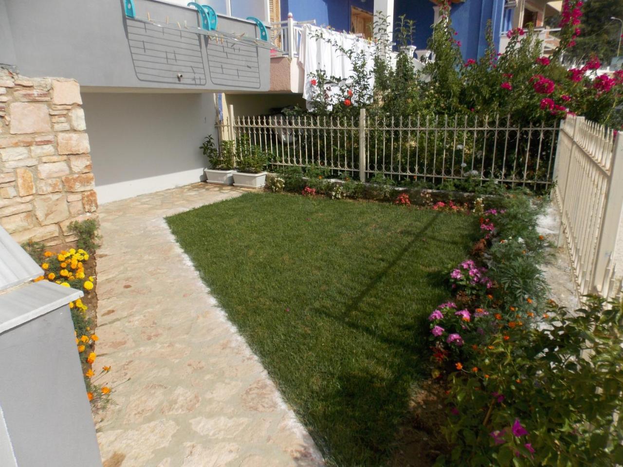 Vasili Sunstay Apartments Sarandë Esterno foto